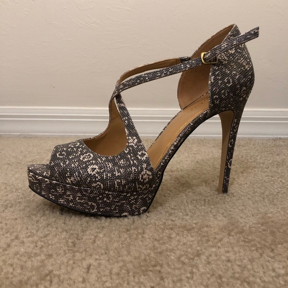 🔥Enzo Angiolini Platform Heels🔥 - Picture 3 of 8